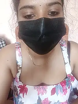 Sunitha28 Show in webcam