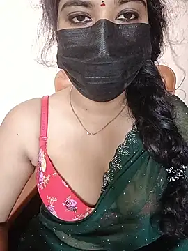 Sunitha28 Show in webcam