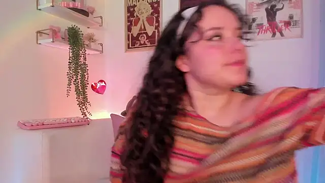 Chat +18 de Ally_belle ao vivo