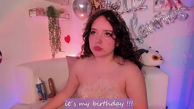 Ally_belle Chat XXX live