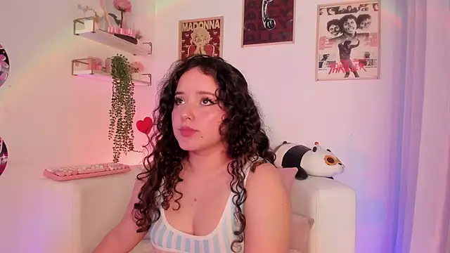 Ally_belle 即時 XXX 聊天