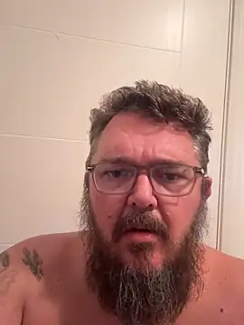 TatooedBear Pertunjukan Webcam