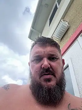 TatooedBear's Webcam Show