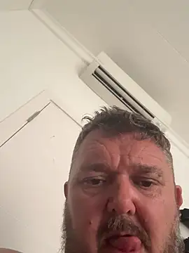 TatooedBear webcam show