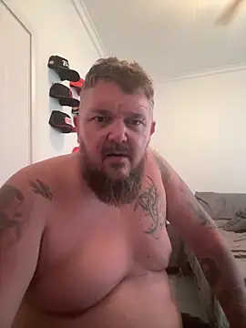 TatooedBear 网络视讯表演