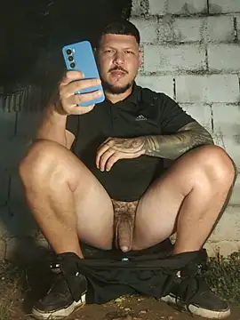 Pokazy przed kamerką – BadboyDirty1