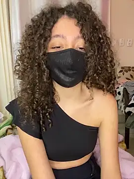 Ravennaxzx 现场聊天室