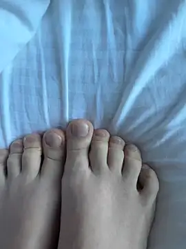 Natali-por: διαδικτυακό σόου στην κάμερα