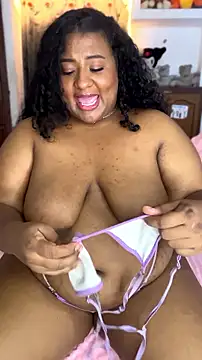 dana_falcoo25 Adlı Modelin Canlı XXX Sohbeti