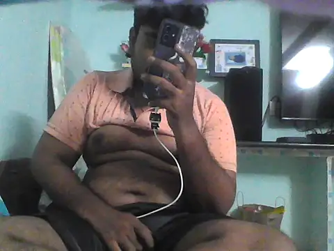 Foxboy65 Show in webcam