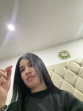 Lucy_engelのライブXXXチャット