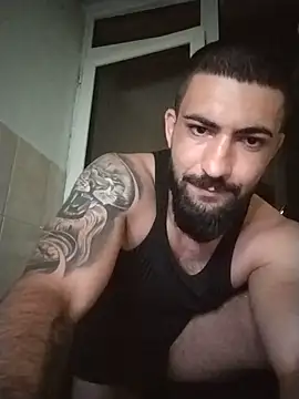 Tommy_Porn_ Adlı Modelin Canlı XXX Sohbeti
