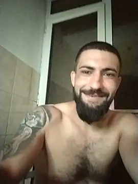 Tommy_Porn_ 网络视讯表演