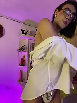 Pokazy przed kamerką – melissa_hot21