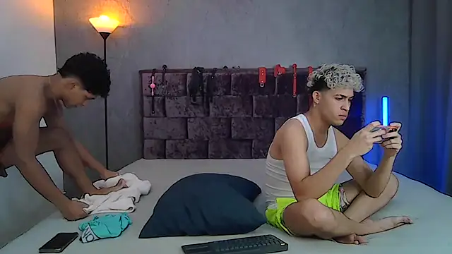 Wild_Squadn Webbikameraesitys