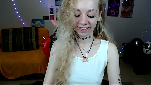 Nica_Kawaii's Live XXX Chat