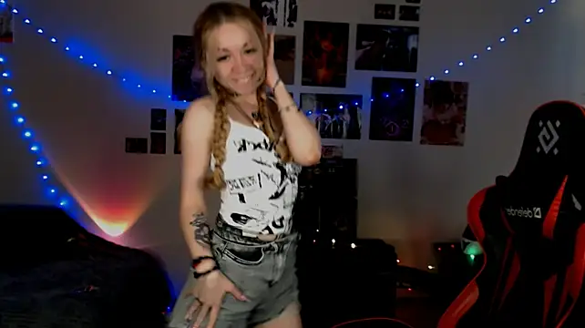 Онлайн чат XXX Nica_Kawaii