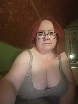 Iwenne's Live Sex Cam Show