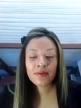CynthiaMore Adlı Modelin Web Kamerası Şovu