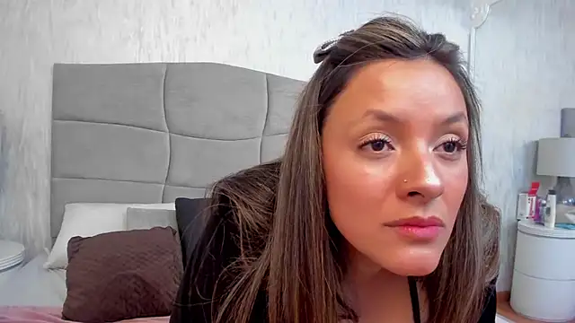 CynthiaMore Webcam Show