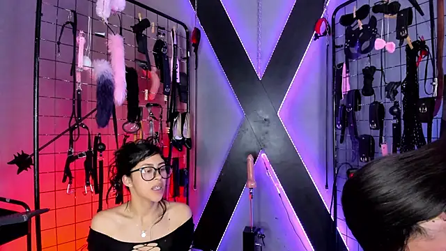 Show webcam de Cinthia_Iris_BDSM