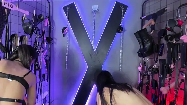Cinthia_Iris_BDSM: вебкам-шоу