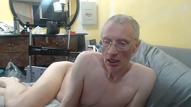 Lacht_Liden ওয়েবক্যাম শো