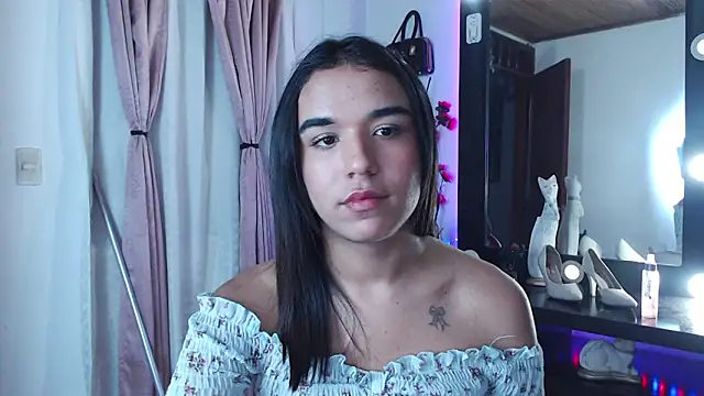 Candyy_doll__ Pertunjukan Webcam