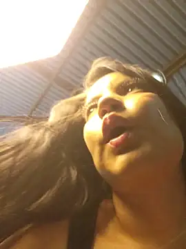 Pretty_Julieta webkamerás műsora