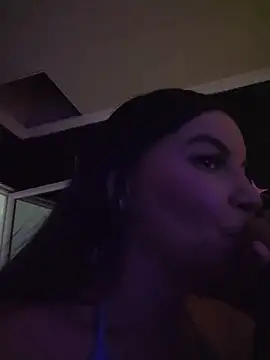 Pretty_Julieta's Webcam Show