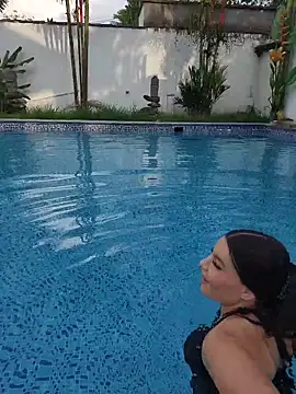 Pretty_Julieta Show in webcam