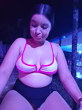 Pretty_Julieta's Webcam Show