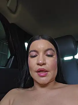 Pretty_Julieta's Live XXX Chat