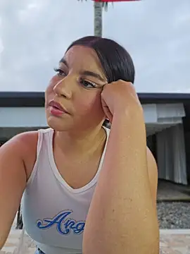 Živá chatovací místnost Pretty_Julieta
