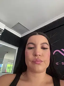 Chat XXX ao vivo de Pretty_Julieta