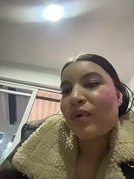 Pretty_Julieta Live XXX-Chat