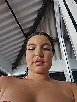 Pretty_Julieta's Webcam Show