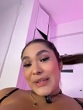 Kendall__evanss লাইভ XXX চ্যাট