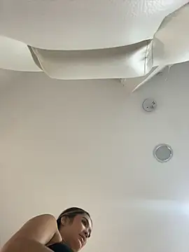 Kendall__evanss 即時 XXX 聊天