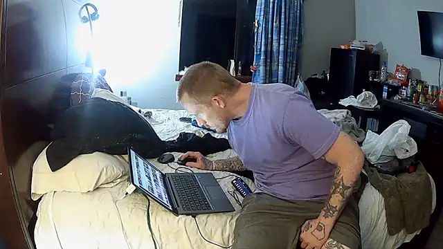 Lovemcurvy69 Show in webcam