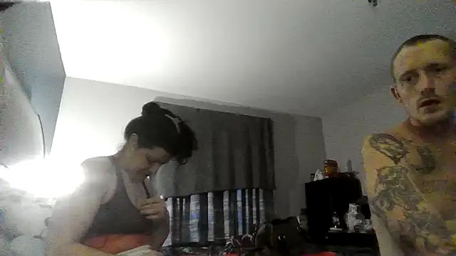 Lovemcurvy69's Webcam Show