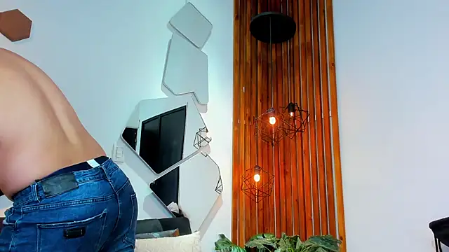 RomanCroft Pertunjukan Webcam