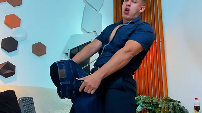 RomanCroft Pertunjukan Webcam