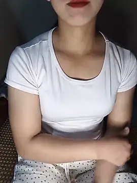 XXX chat uživo modela Fiona_2026