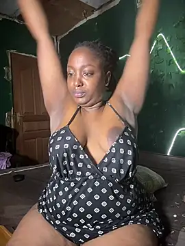 Show modela Sollybunny na web-kameri