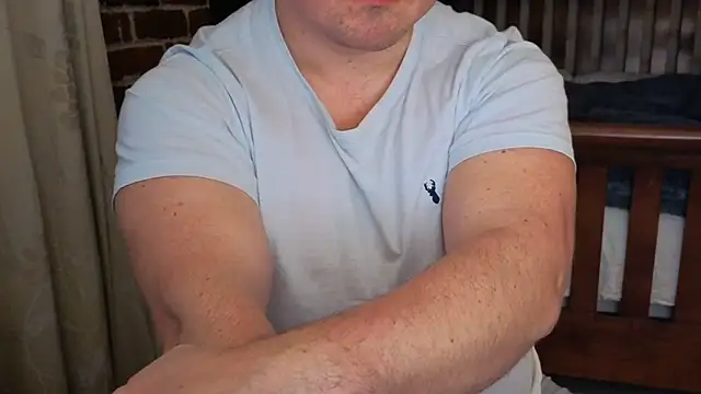 הופעת וובקאם של HungJames26