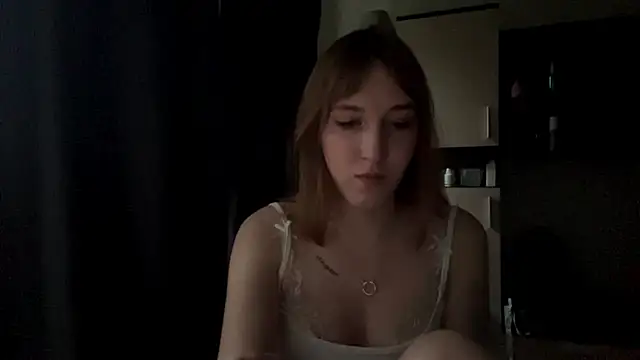 AquilineOrites' Live XXX Chat