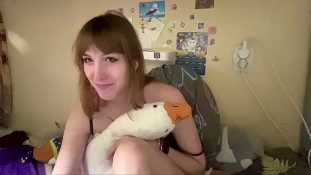 AquilineOrites Chat XXX live