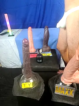 FantasyMan-BiWM webcam show