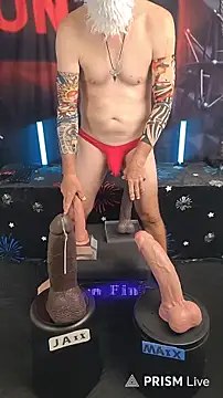FantasyMan-BiWM's Live XXX Chat
